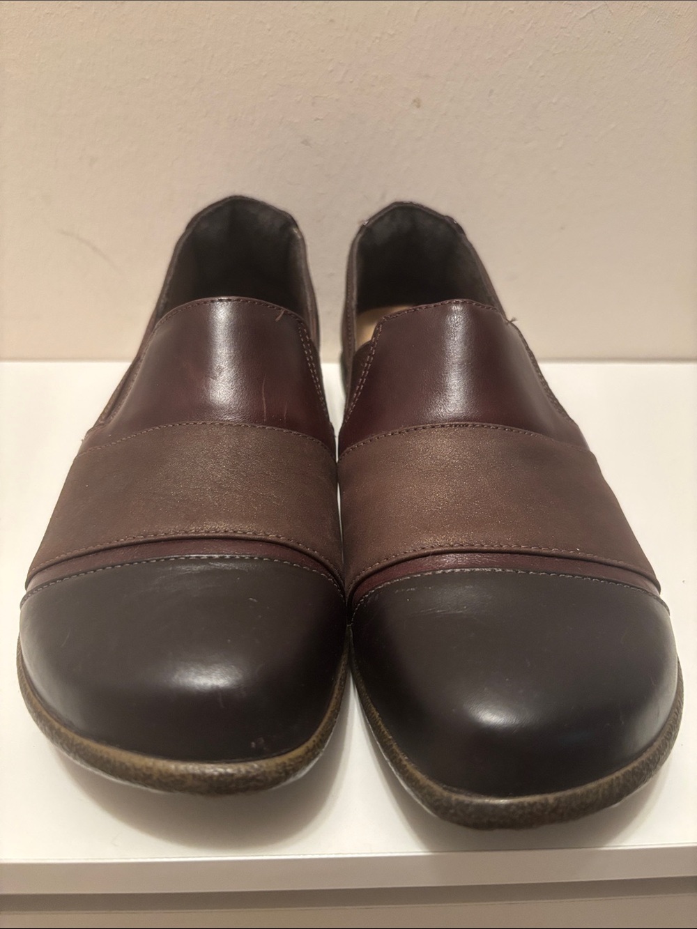 Naot Two-Tone Brown Leather Slip-On Loafers 40/9 comfort - Picture 2 of 10